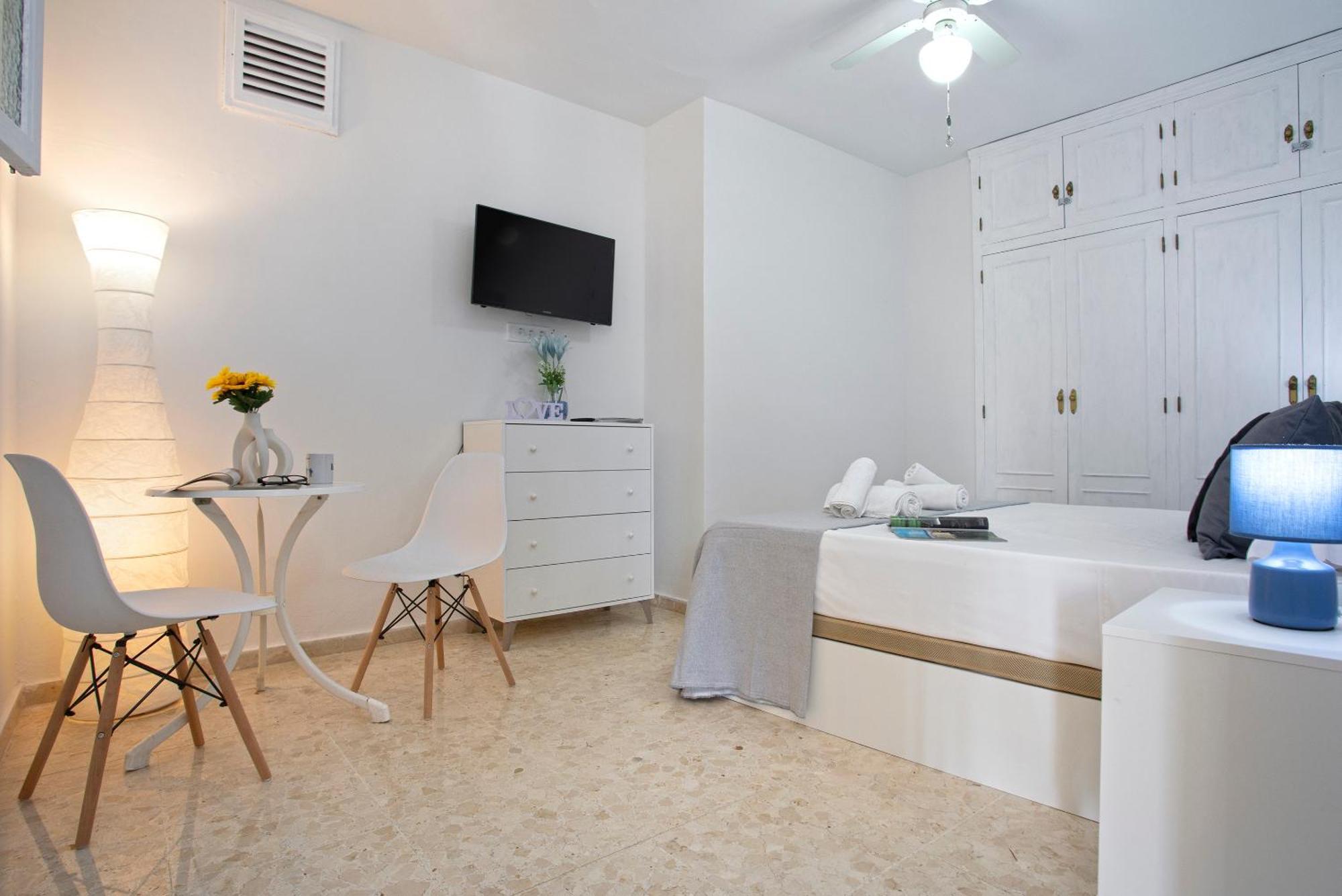 Sunstay Cosy Flat Ii Carlota Apartment *